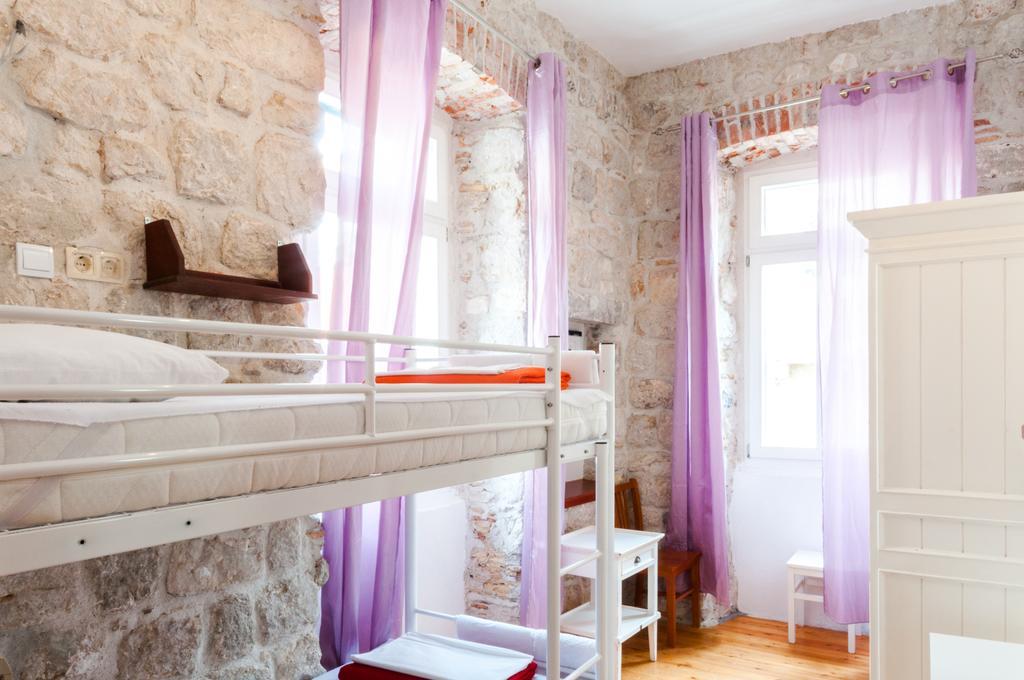 Old Town Hostel Дубровник Экстерьер фото