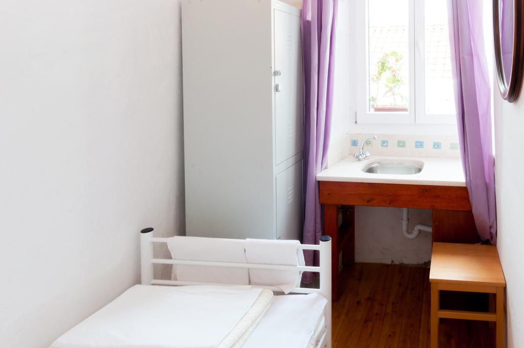 Old Town Hostel Дубровник Экстерьер фото