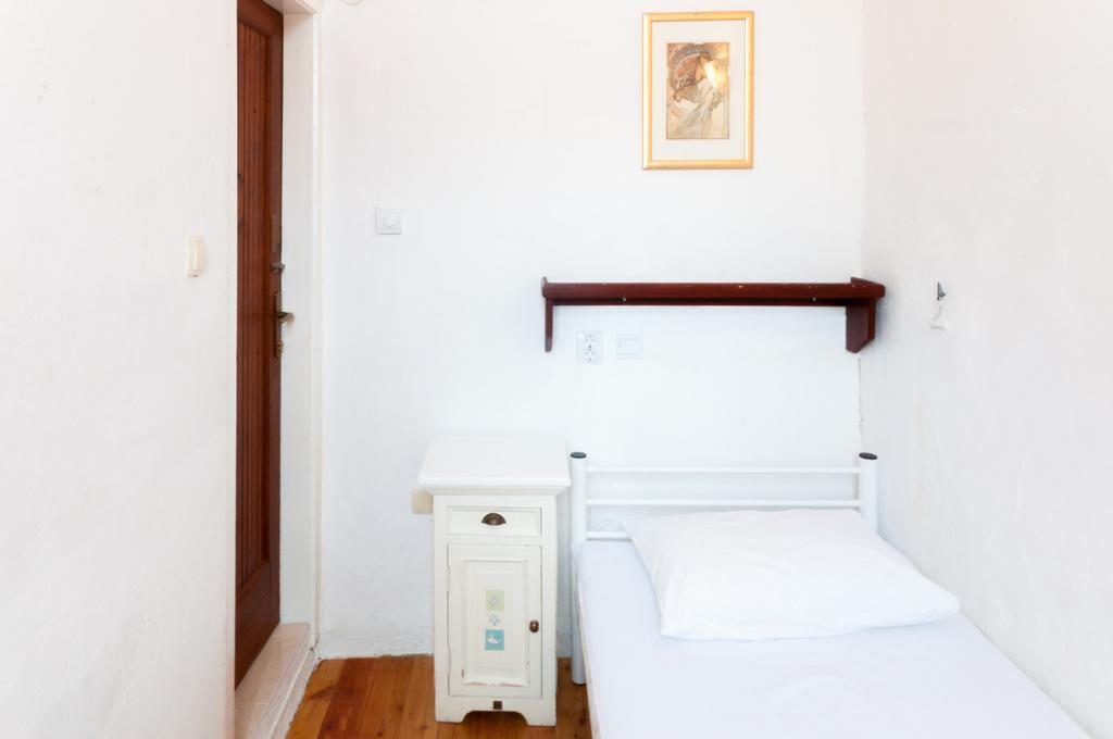 Old Town Hostel Дубровник Экстерьер фото