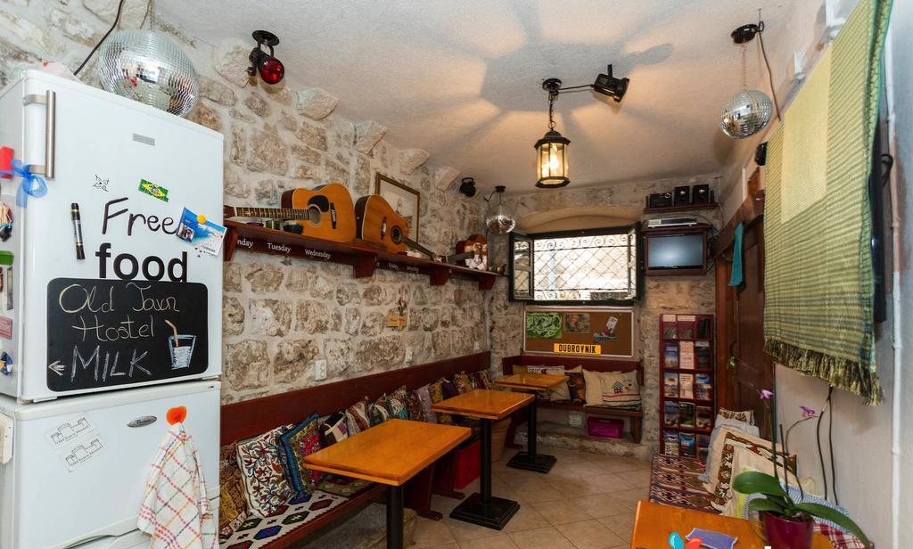 Old Town Hostel Дубровник Экстерьер фото