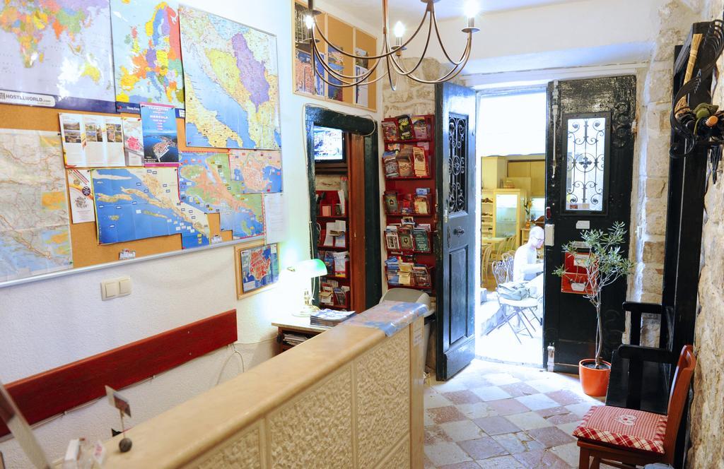 Old Town Hostel Дубровник Экстерьер фото