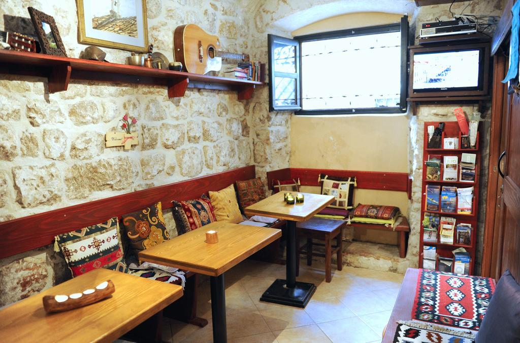 Old Town Hostel Дубровник Экстерьер фото